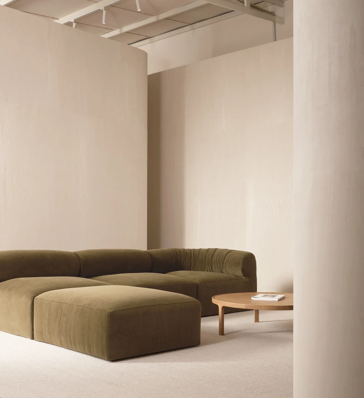 Sneaker Modular sofa — Sneaker sofa Journal coffee table af Cameron Foggo for Nonn.