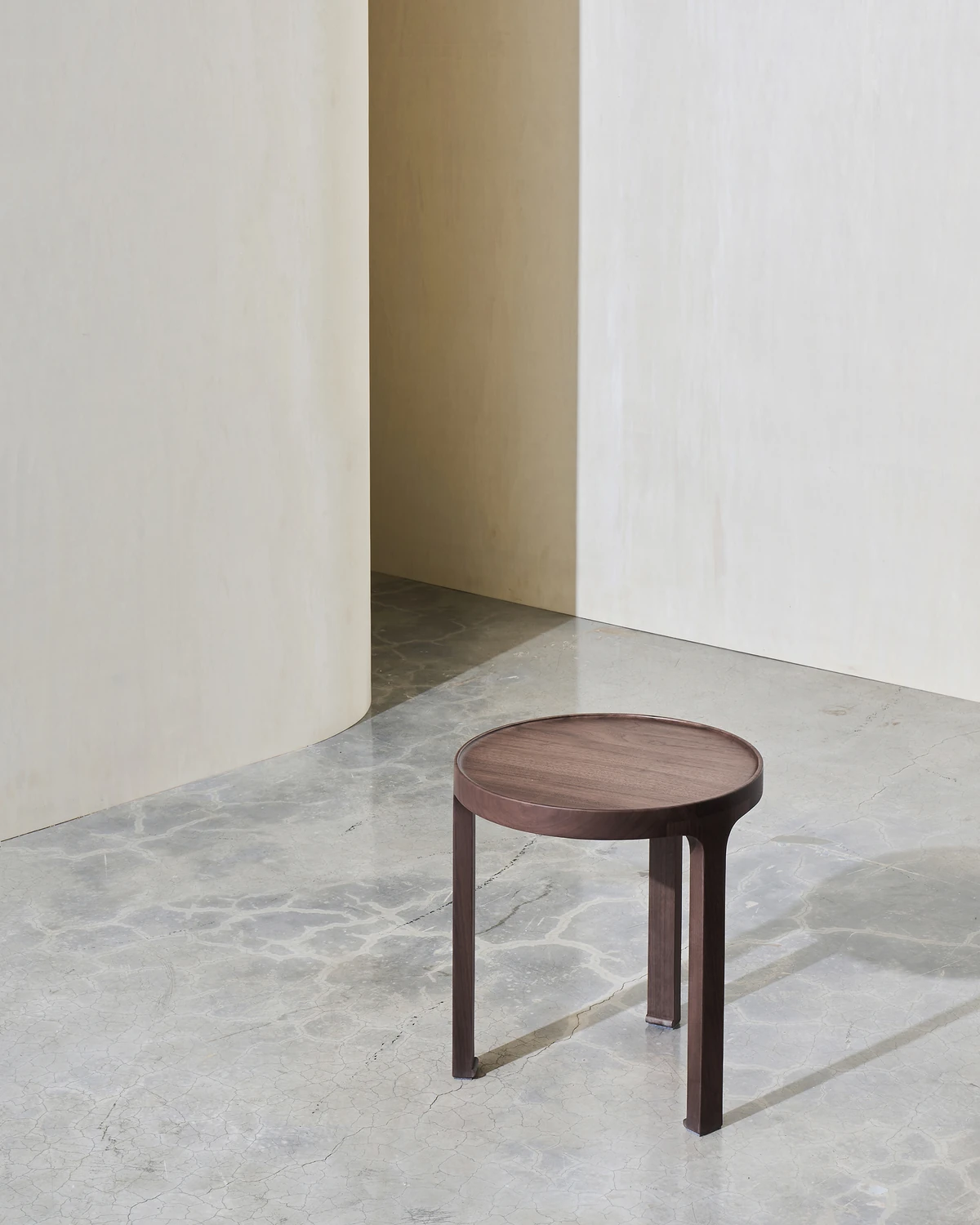 Journal wooden occasional tables — Journal sidebord af Cameron Foggo for Nonn.