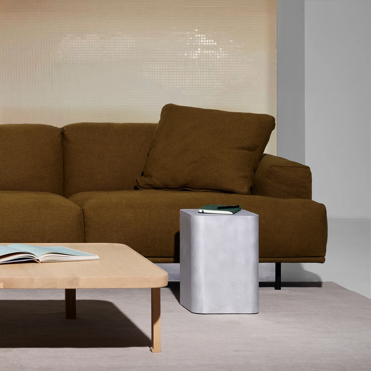 Collective Modular Sofa — Collective Sofa Journal table foundry Beistelltisch.